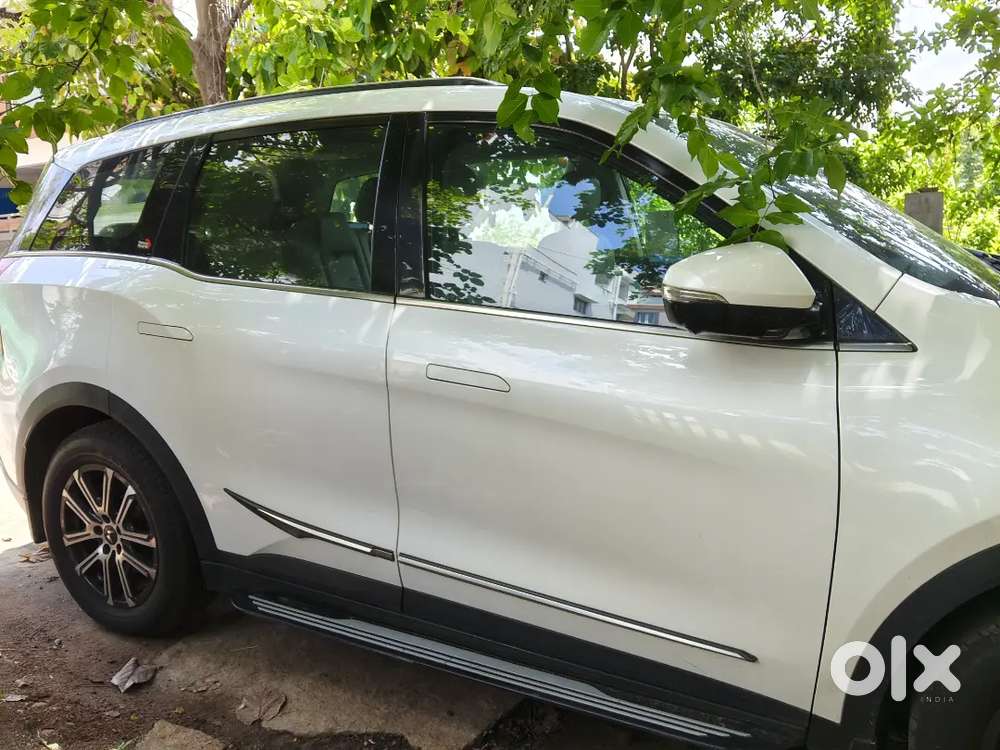 Mahindra Xuv700 2022 Diesel 85000 Km Driven