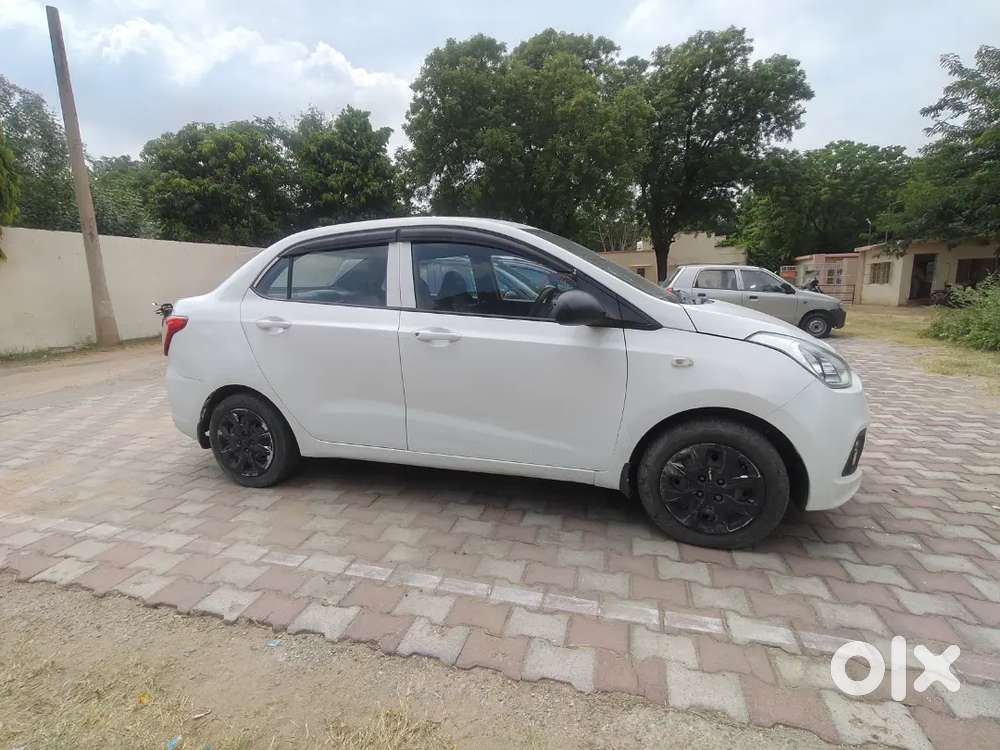 Hyundai Xcent 2017 Cng Base