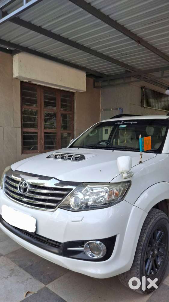 Toyota Fortuner 2015 Diesel Well Maintained