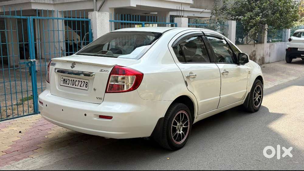 Maruti Suzuki Sx4 Vxi Bsiv, 2010, Petrol