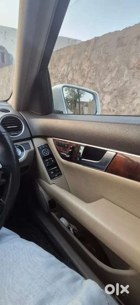Mercedes-benz C-class 2012 Diesel 139000 Km Driven