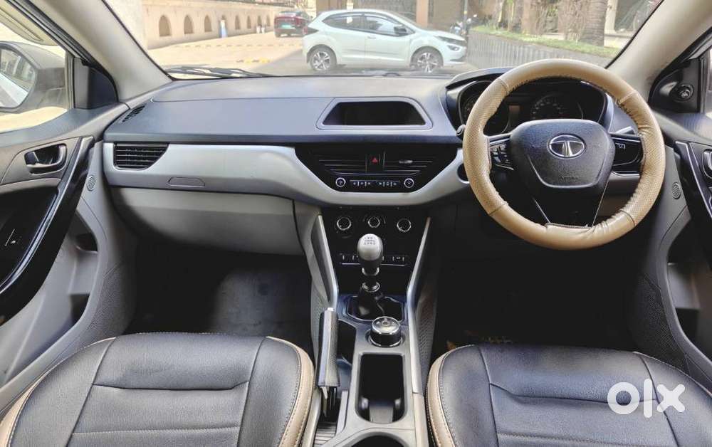 Tata Nexon 1.5 Revotorq Xm (s), 2018, Diesel