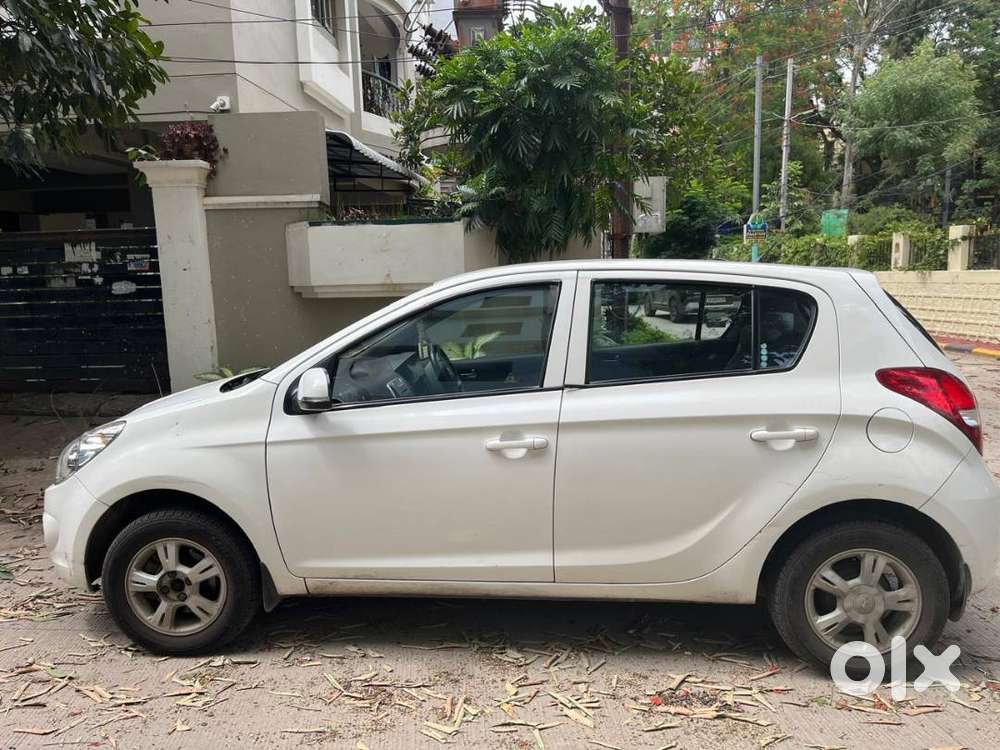 2012 Hyundai I20 Sportz Diesel (crdi)-mint Condition, Single Used