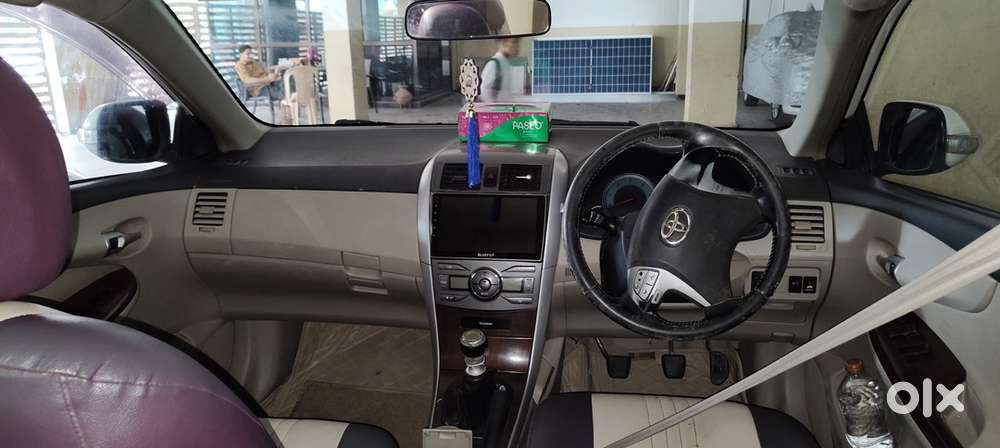 Toyota Corolla Altis 2012
