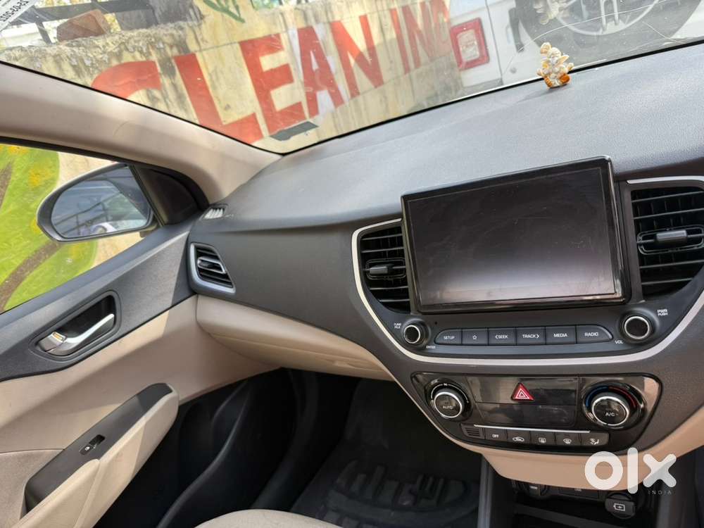 Hyundai Verna Petrol 2022