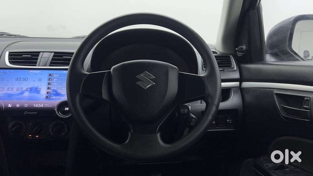 Maruti Suzuki Swift 1.2 Lxi (o), 2015, Petrol