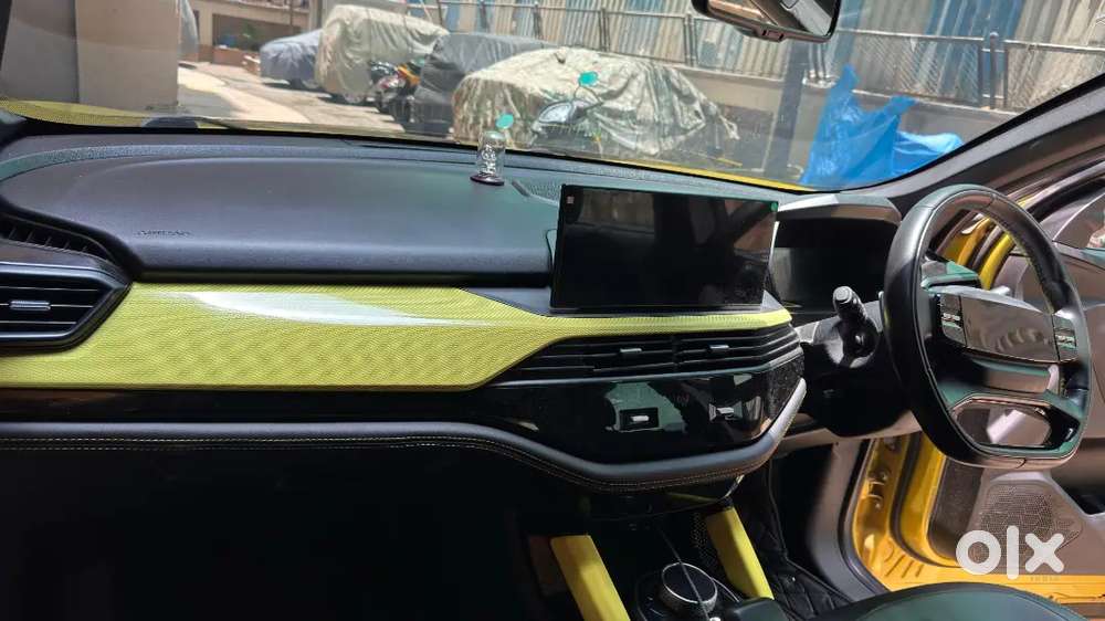 Harrier Adventure Plus Signature Edition