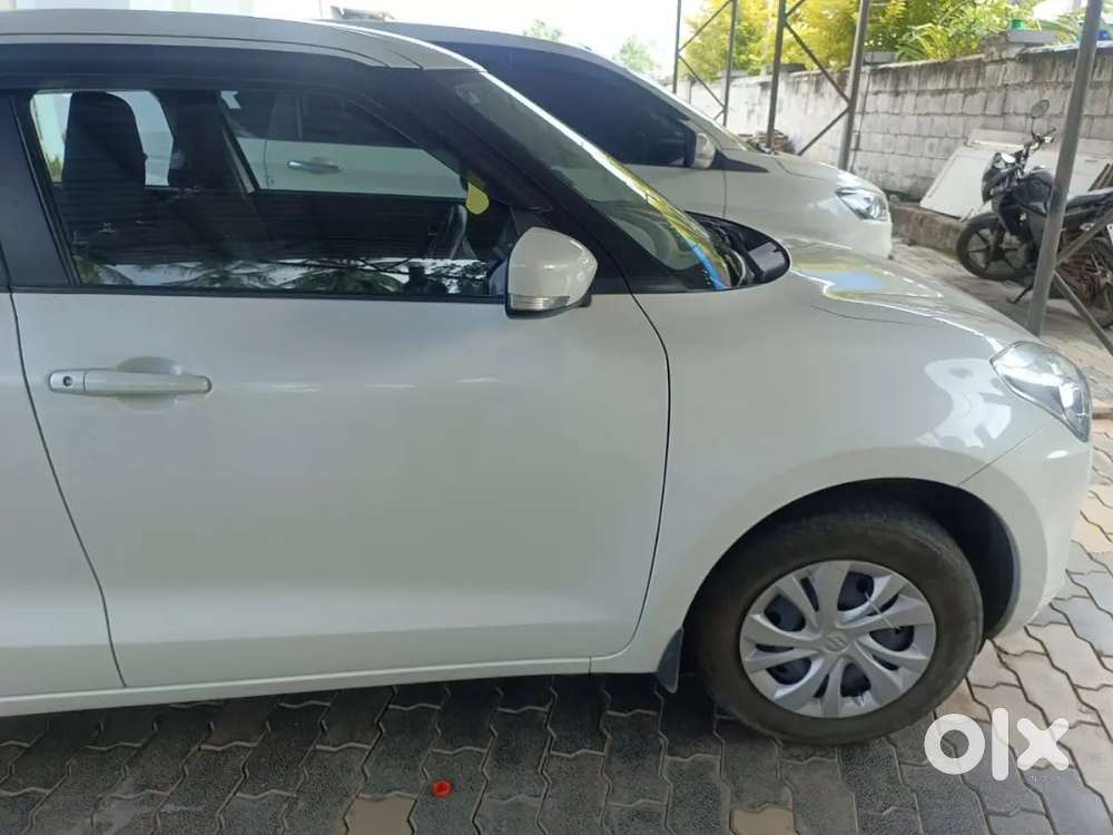 Maruti Suzuki Swift 2022 Automatic 4cylinder Ags