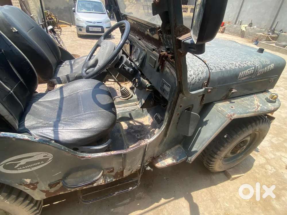 Mahindra Jeep 1986 Diesel 100000 Km Driven