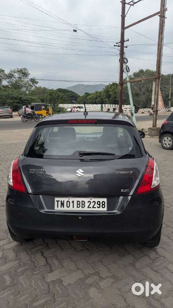 Maruti Suzuki Swift Vvt Zxi, 2016, Petrol