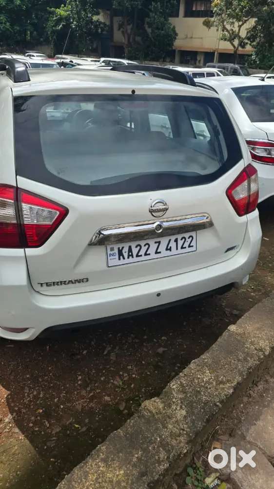 Nissan Terrano  Additional Allow Wheels Leather Seat Covers