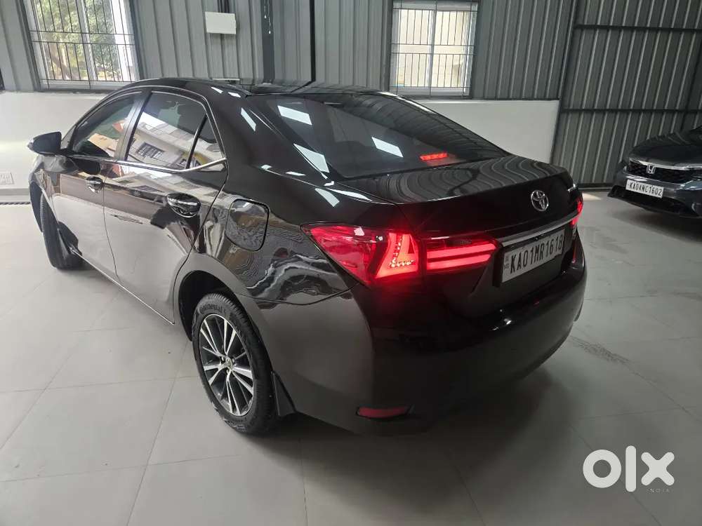 Toyota Corolla Altis 1.8 Petrol