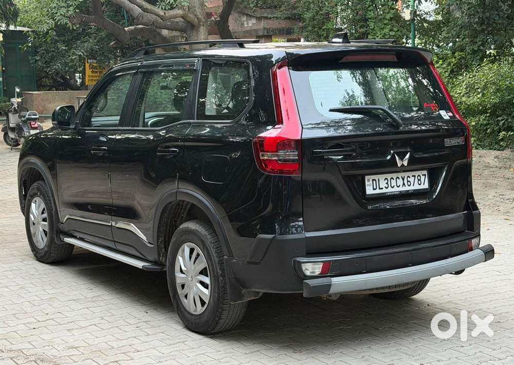 Mahindra Scorpio N Z4 Petrol Mt 7 Str, 2023, Petrol