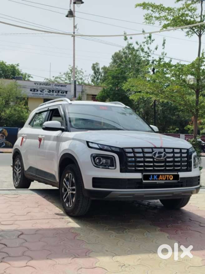 Hyundai Venue Sx Mt, 2022, Petrol
