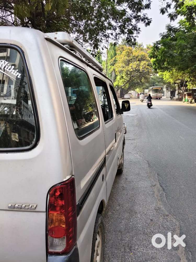 Maruti Suzuki Eeco 2011