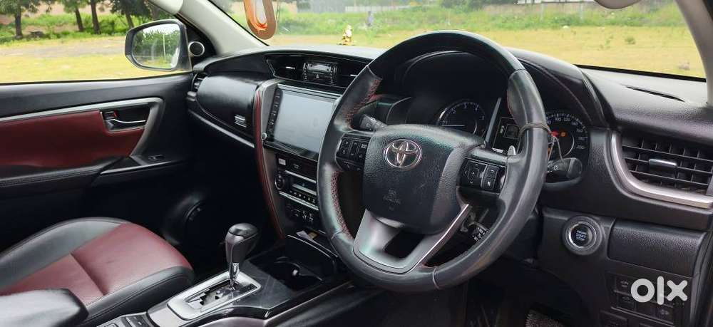 Toyota Fortuner Legender 4x2 At 2.8, 2025, Diesel