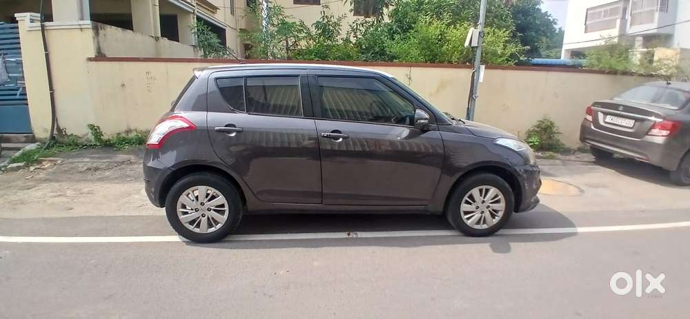 Maruti Suzuki Swift Vvt Zxi, 2015, Petrol