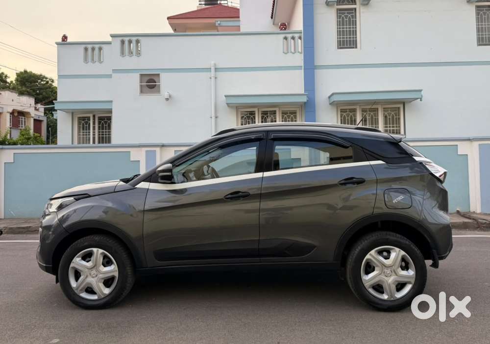 Tata Nexon 1.2 Revotron Xm (s), 2021, Petrol