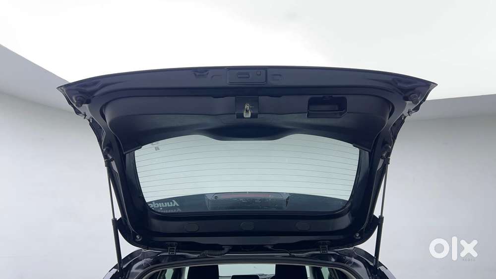 Maruti Suzuki Fronx Alpha 1.0l Turbo 6 At, 2023, Petrol
