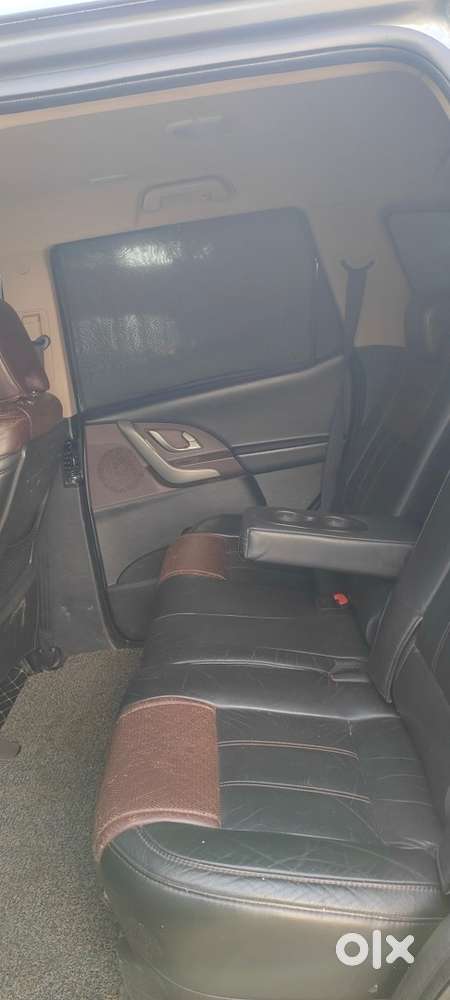 Mahindra Xuv500 2013 Diesel 86323 Km Driven Vip Number Non Accidental