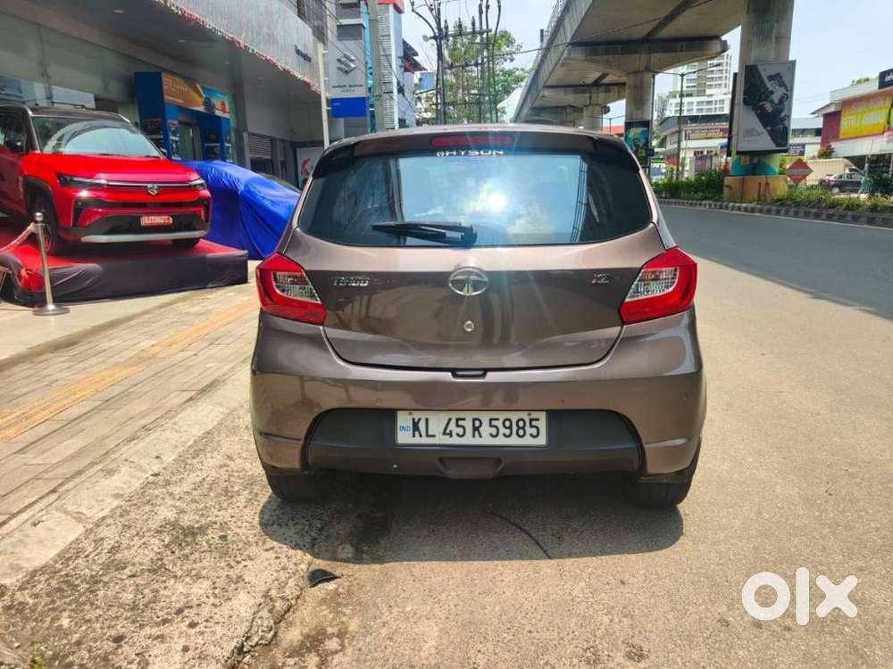 Tata Tiago Xz Opt, 2018, Petrol