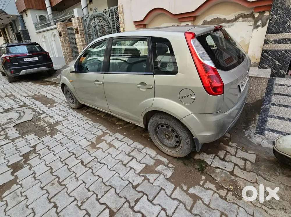 Ford Figo 2011