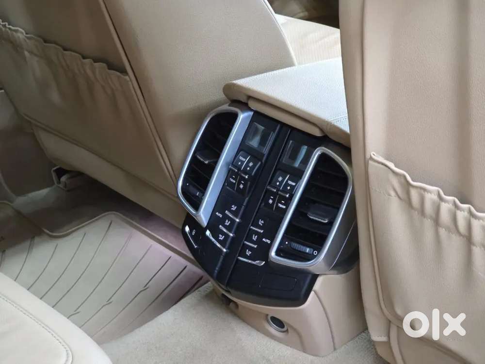 Porsche Cayenne Diesel Platinum 2016 Edition