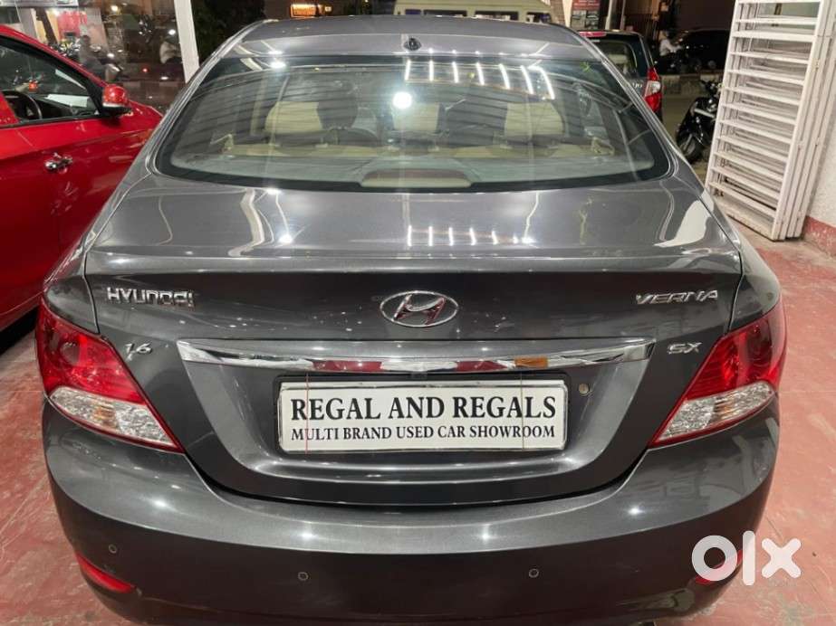 Hyundai Fluidic Verna 1.6 Vtvt Sx, 2013, Petrol