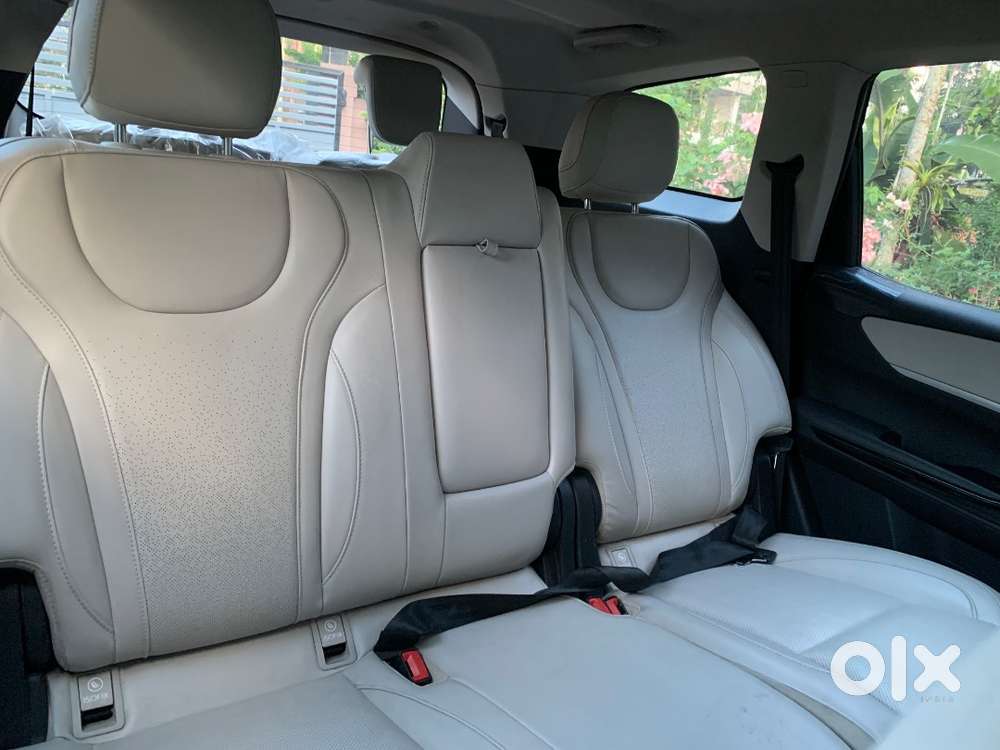 Mahindra Xuv700 December 2021