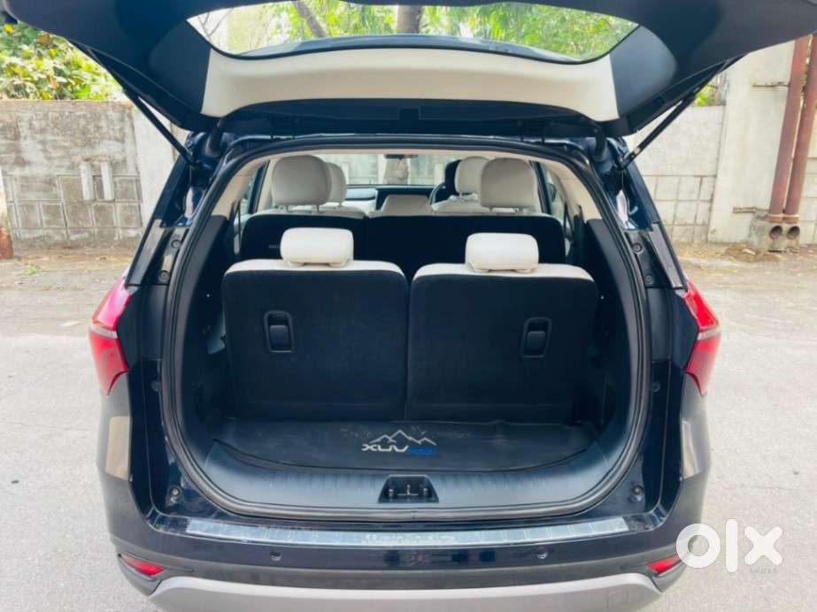 Mahindra Xuv700 2.0 Ax 7 Petrol At Luxury Pack Str, 2022, Petrol