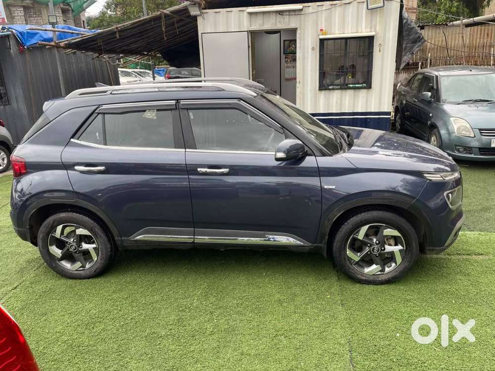 Hyundai Venue Sx+ At, 2020, Petrol