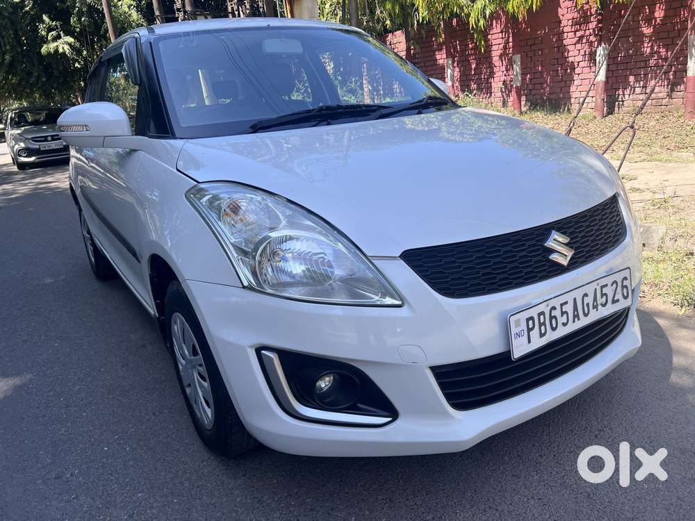 Maruti Suzuki Swift Vxi Optional, 2016, Petrol