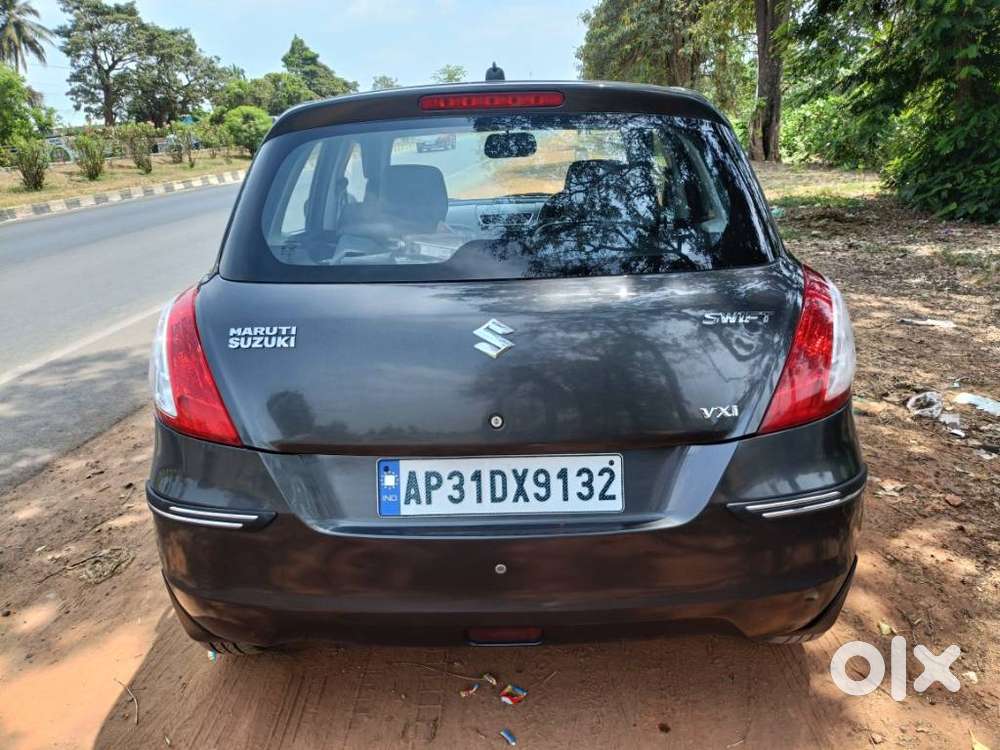 Maruti Suzuki Swift Vxi, 2017, Petrol