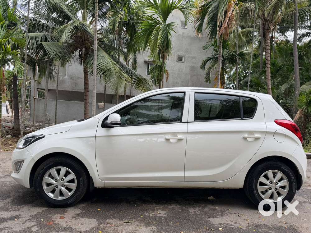 Hyundai I20 Sportz Option 1.4 Crdi, 2012, Diesel