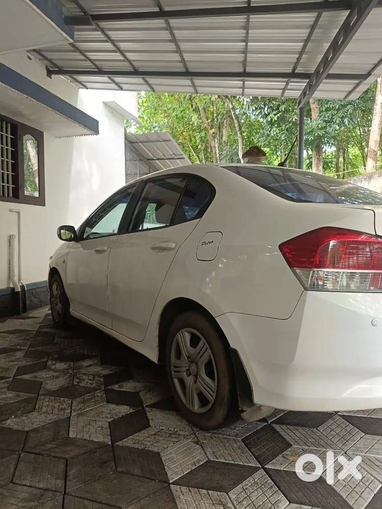 Honda City Zx Petrol 2010