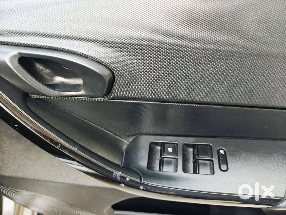 Tata Tiago Nrg 1.2 Xz Mt, 2018, Petrol