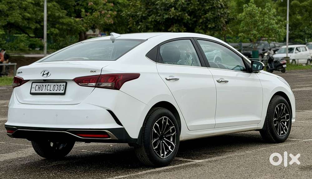 Hyundai Verna 1.5 Sx Petrol Mt, 2022, Petrol