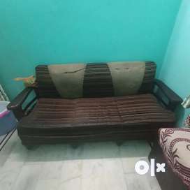 Sofa second deals hand olx