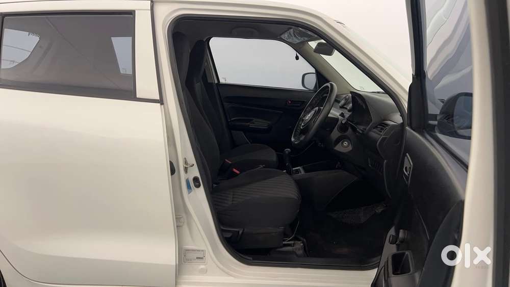 Maruti Suzuki Swift 1.3 Lxi, 2020, Petrol