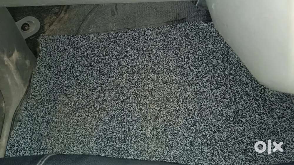 Mahindra Kuv 100 2017 Petrol