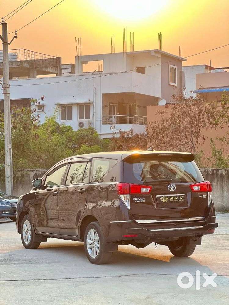 Toyota Innova Crysta 2.4 Gx Mt 8s, 2018, Diesel