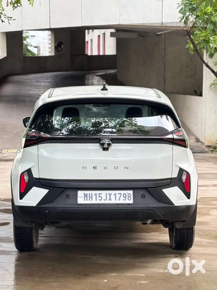 Tata Nexon, 2024, Petrol
