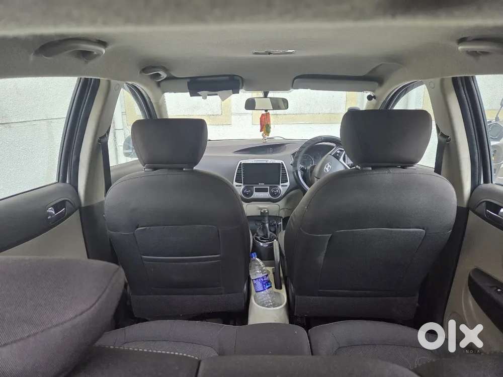 Hyundai I20 Asta Abs 2011 Model