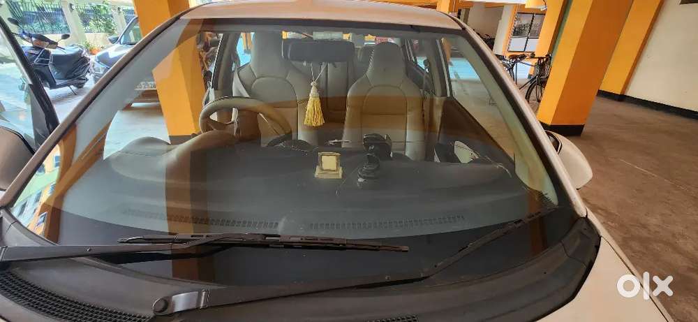 Honda Amaze 2015 Petrol 64200 Km Driven