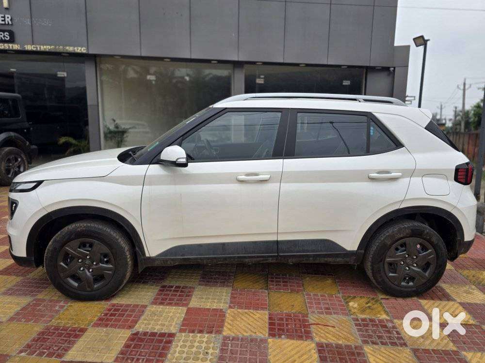 Hyundai Venue 1.2 S (o), 2025, Petrol