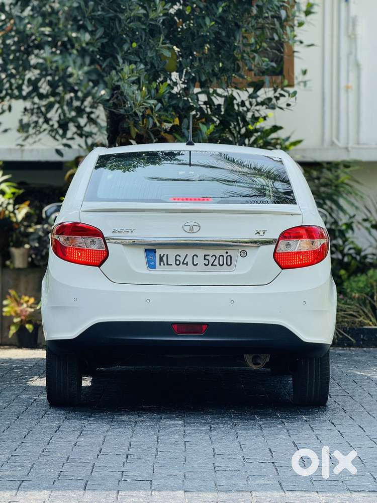 Tata Zest  1.2 Revotron Xt, 2014, Petrol