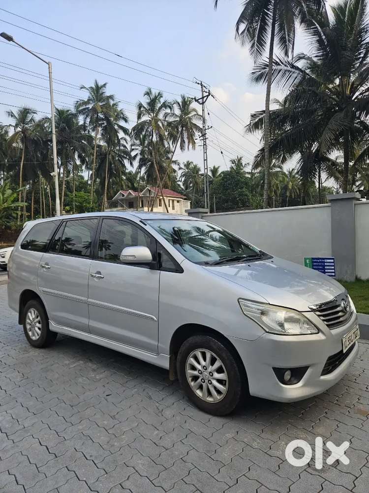 Toyota Innova V 2013 Original Kerala