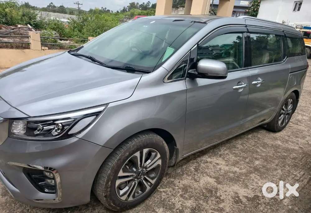 Kia Carnival Limousine 7 2023