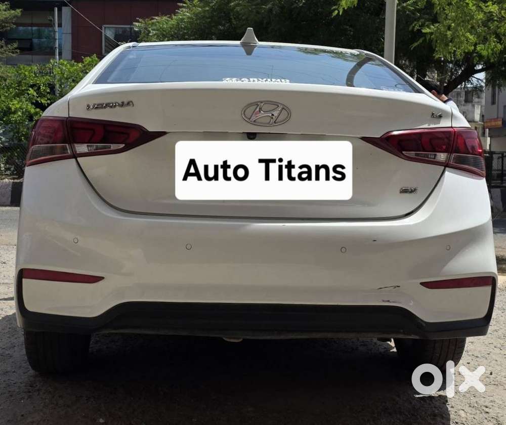 Hyundai Verna 1.6 Sx (o) Vtvt, 2018, Petrol