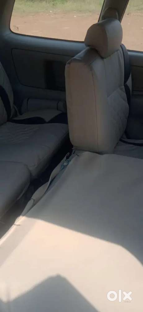 Toyota Innova 2011 Diesel 100000 Km Driven